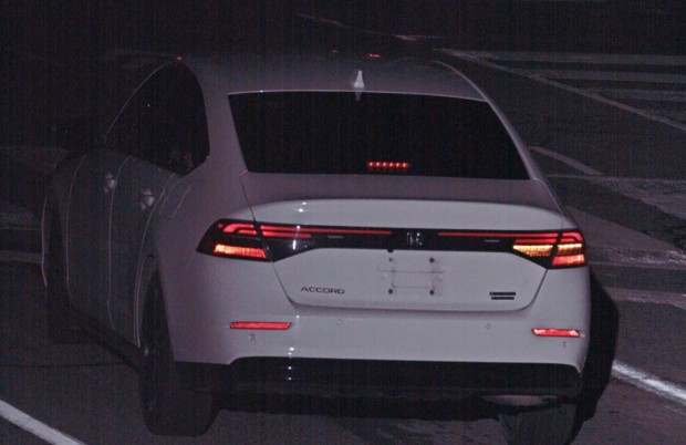 Image of suspect vehicle white Honda Accord