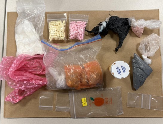 Man Arrested in Firearm Investigation,
Queen Street West and Denison Avenue,
Seized Items